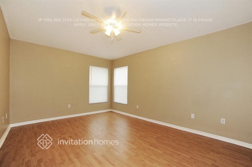 Building Photo - 3049 Castle Rock Cir