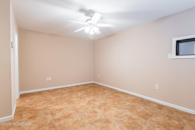 Building Photo - 69 Overlook Way