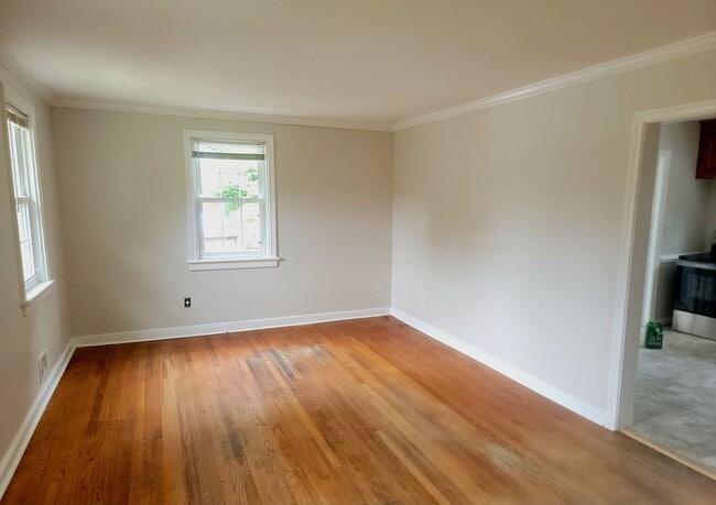 Building Photo - FOR RENT – Updated 3 Bedroom Brick Rancher in a Fantastic Location!