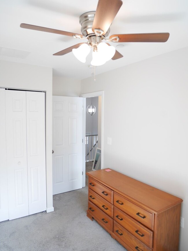 Building Photo - Beautiful Townhouse- Taneytown, MD