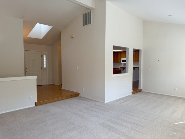 Building Photo - 7825 Amethyst Loop NW