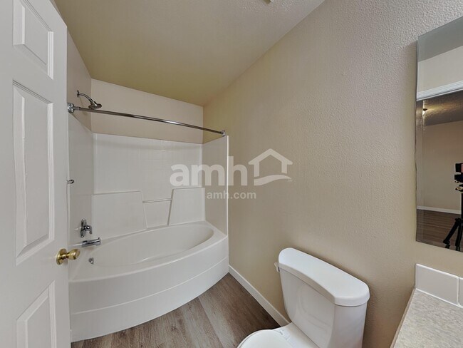 Building Photo - 4157 W Dover Dr