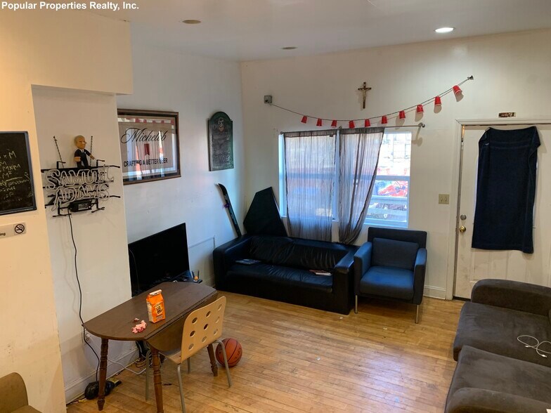 Building Photo - 73 Allston St