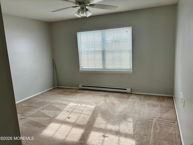 Building Photo - 802B Balmoral Ct