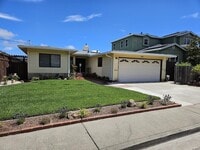 Building Photo - 3411 Crestmoor Dr