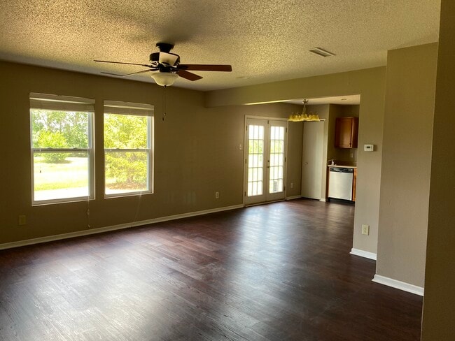 Building Photo - 2602 Speedwell Ln