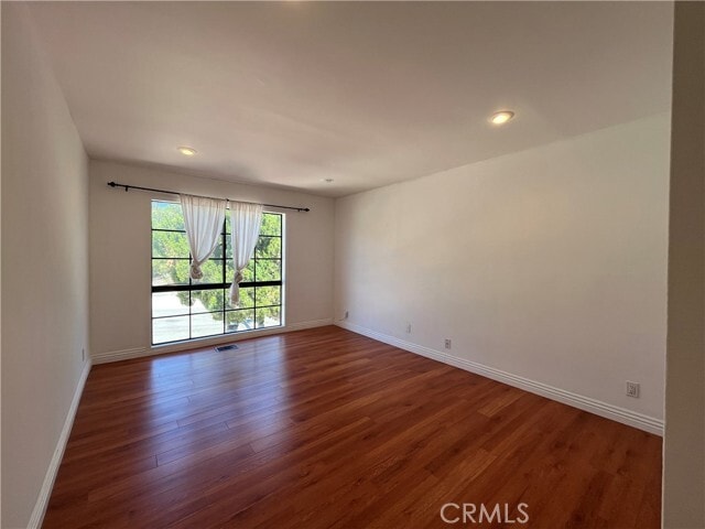 Building Photo - 4527 Stark Ave