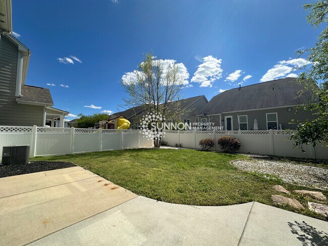 Building Photo - 4 Bedroom 2.5 Bathroom in Indian Trail