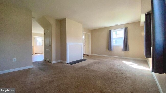 Building Photo - 204 Brecknock Terrace E