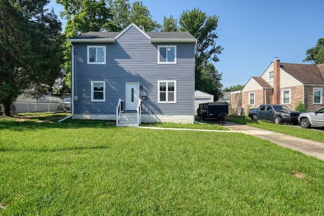 Primary Photo - 112 Fox Way