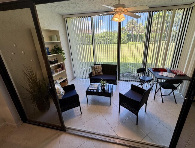 Building Photo - 5121 Oakhill Ln