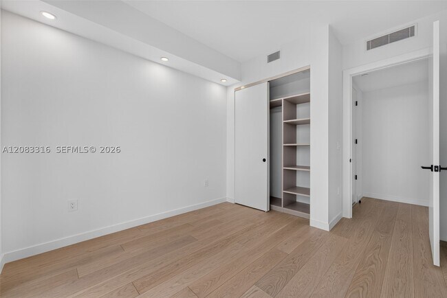 Building Photo - 2200 Brickell Ave