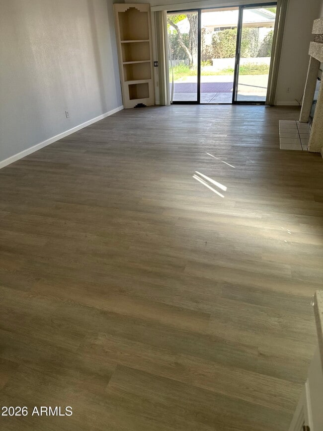 Building Photo - 3510 E Edna Ave