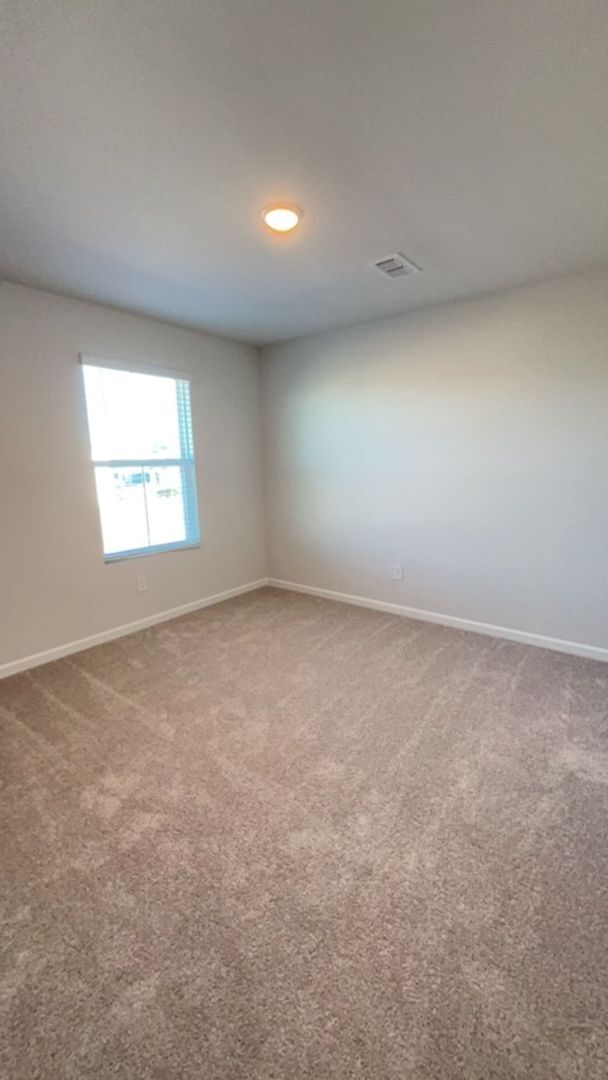 Building Photo - Stunning 5 Bedroom Home in Cane Bay