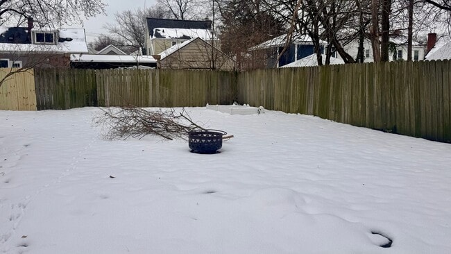 Building Photo - 1048 Griswold St SE