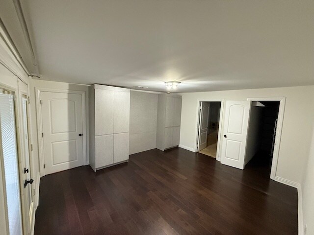 Building Photo - 4635 Cartwright Ave