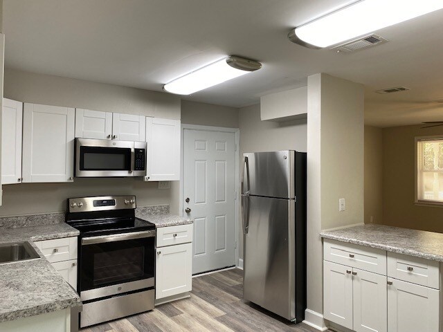 Building Photo - 5612 Turkey Dr