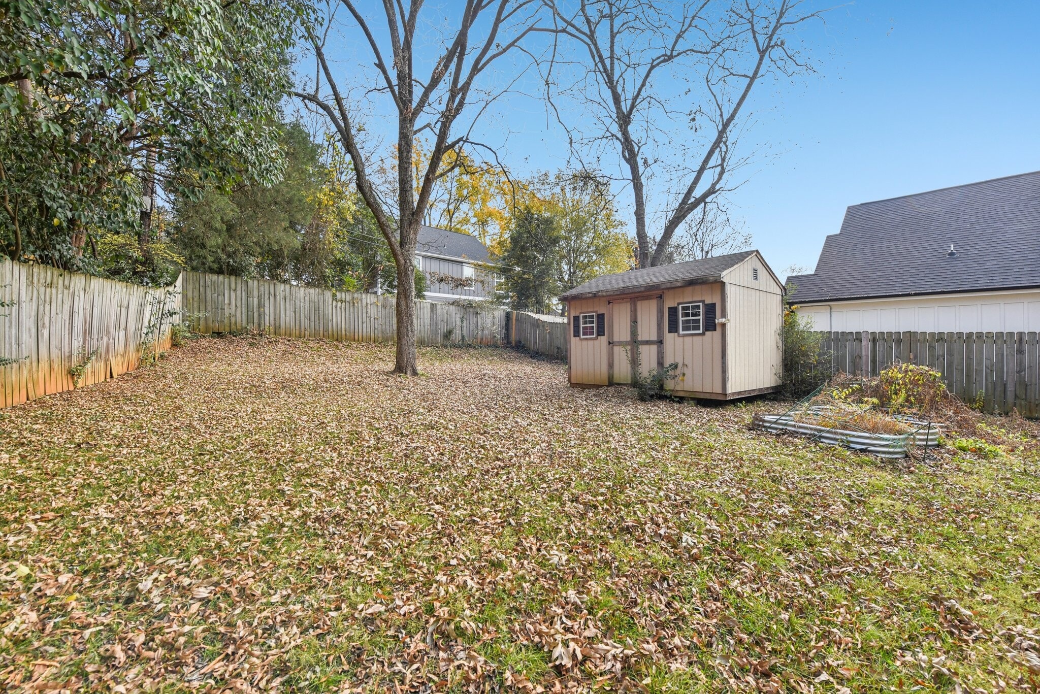 Building Photo - 162 N Smallwood Pl