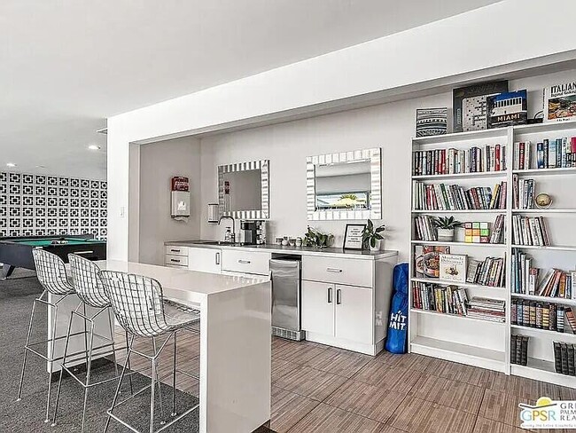 Building Photo - 313 Kona Ln