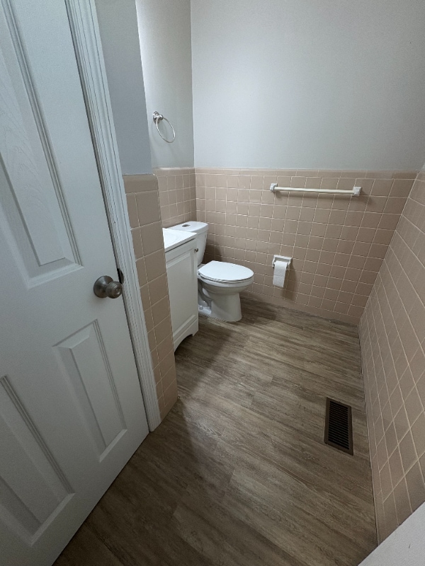 Building Photo - 3118 Adonna Dr NW