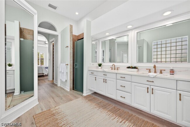 Building Photo - 3296 Lookout Ln