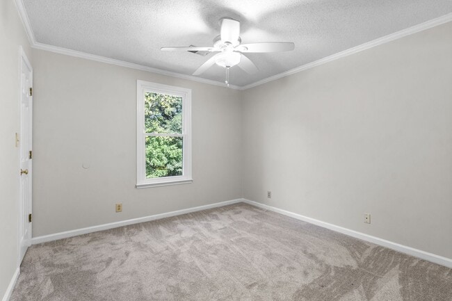 Building Photo - 383 Bosca Ct