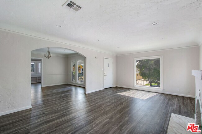 Building Photo - 6089 Horner St