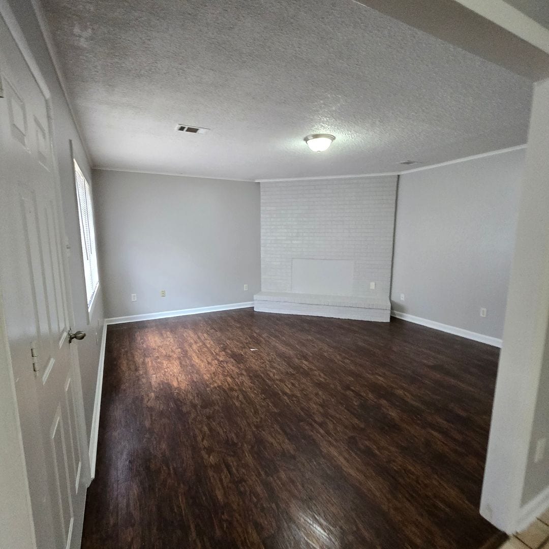 Building Photo - 3593 Voltaire Ave