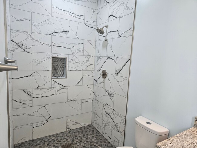 Building Photo - New San Luis AZ Rental with landscaping and fenced lot - 3 Bedrooms