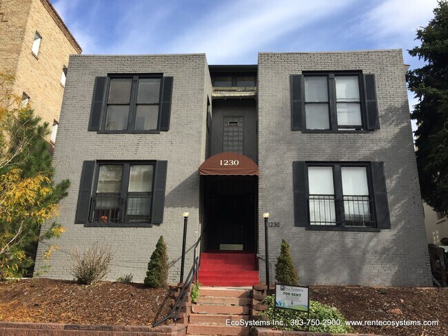 Building Photo - Top Floor 1 Bedroom in Historic Capitol Hill