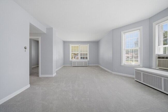Building Photo - 7314 N Crawford Ave