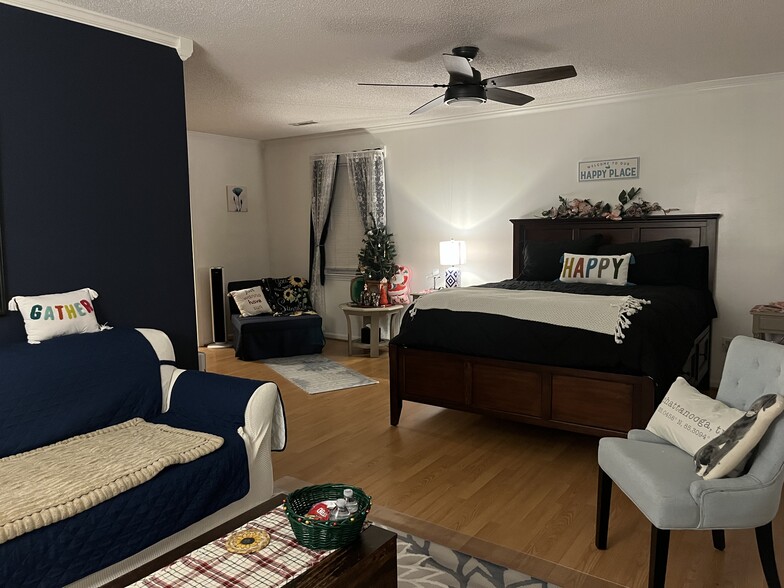 Building Photo - 861 Ogrady Dr