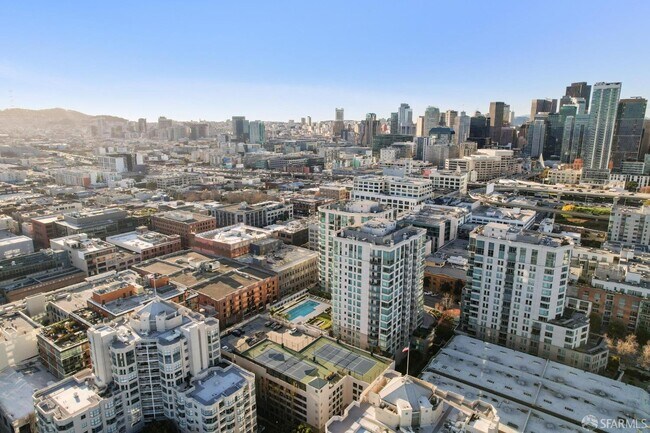 Building Photo - 229 Brannan St