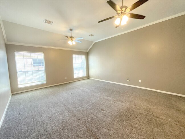 Building Photo - 9509 Dry Springs Dr