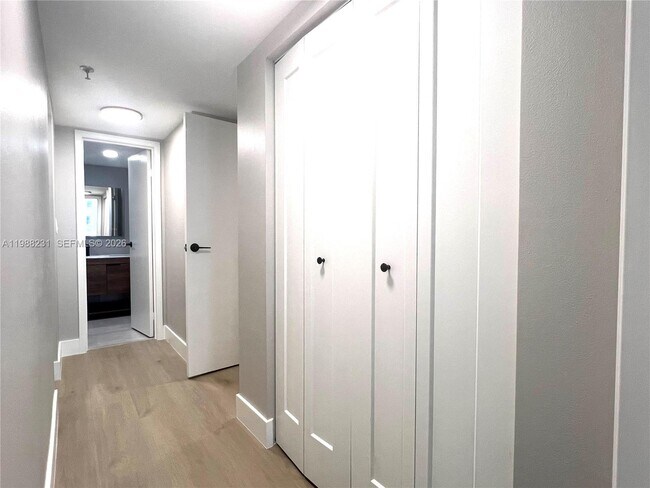 Building Photo - 2401 Collins Ave