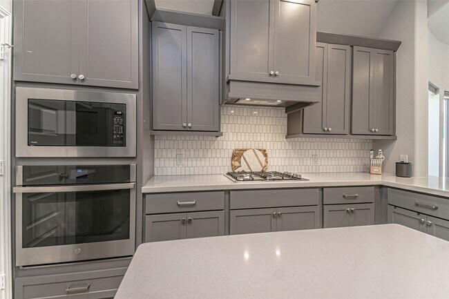 Building Photo - 546 Cedar Harbor Ct