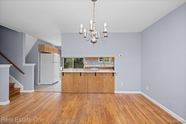 Building Photo - 348 Decca Dr