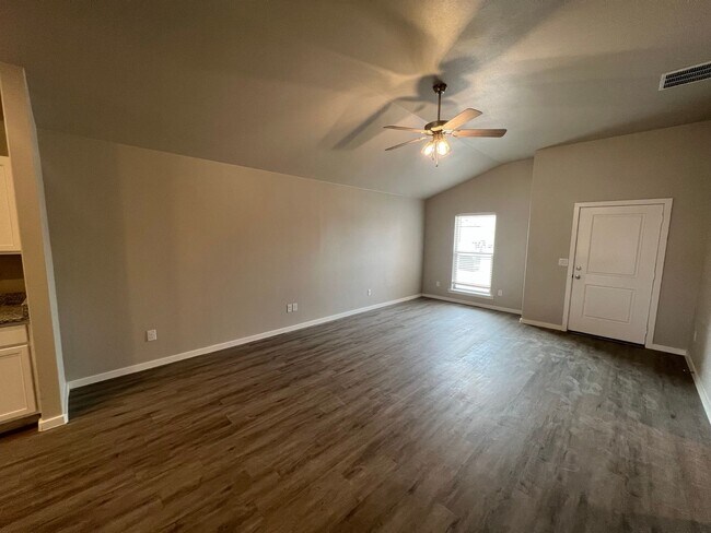 Building Photo - New Beginnings Start At AMRR: 3 BEDROOM 2 BATH IN NORTH LUBBOCK!