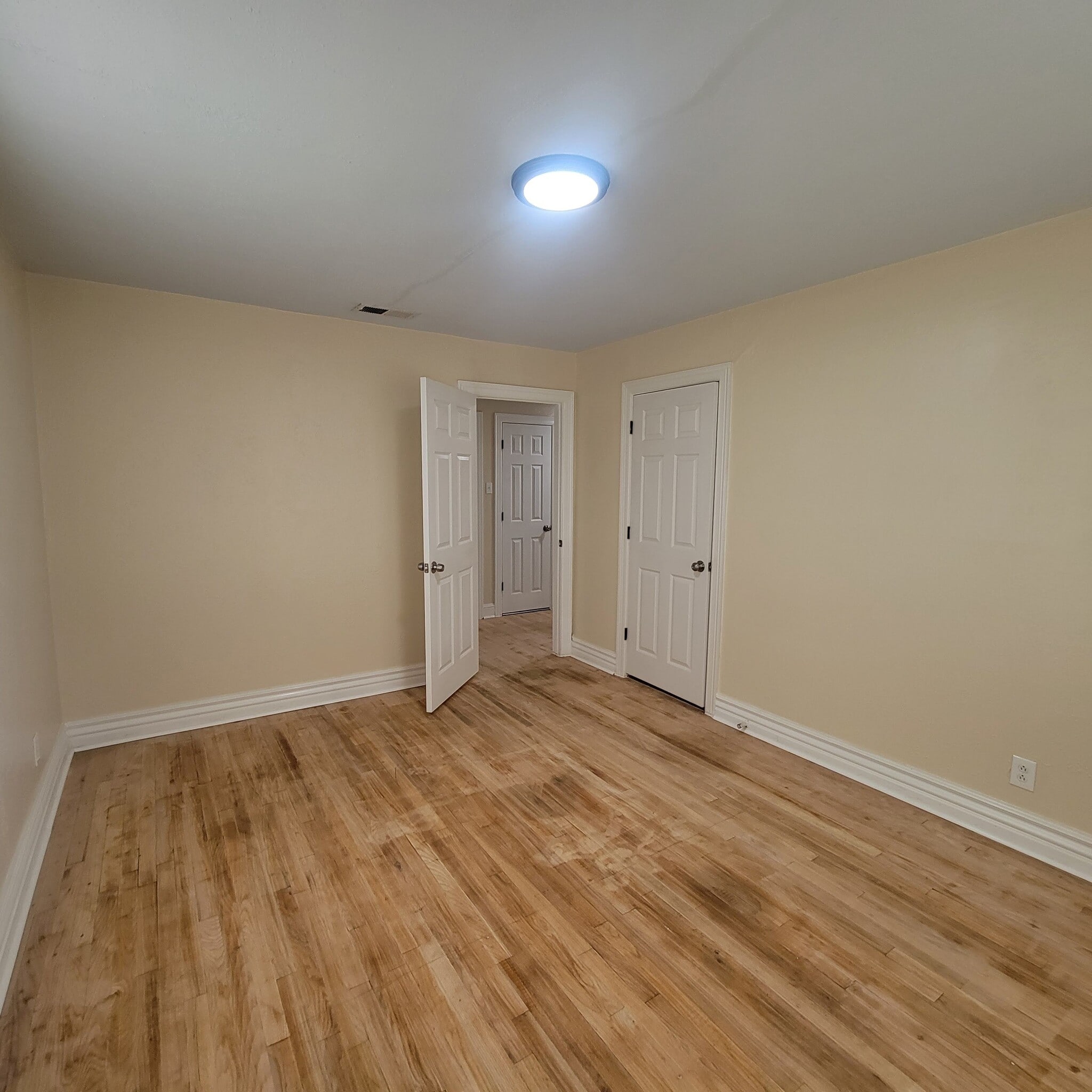 Building Photo - 4461 Clingman Dr