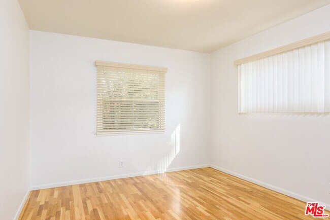 Building Photo - 15111 Marlin Pl