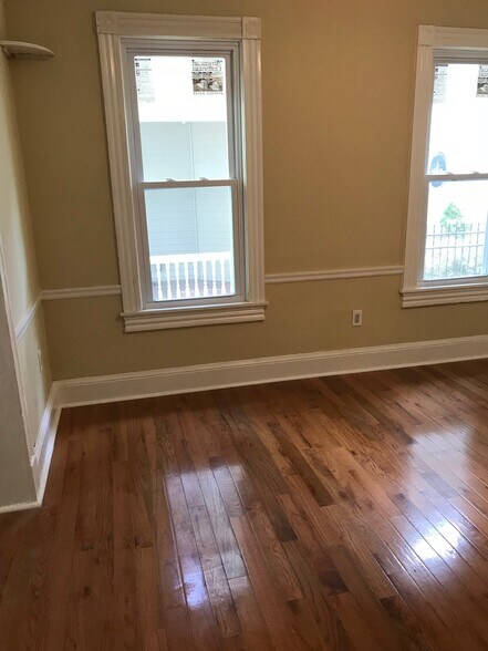 Building Photo - 41 Montgomery Ave