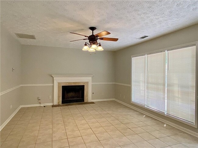 Building Photo - 4609 Insdale Ln NW