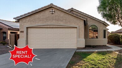 Building Photo - Charming home in McCartney Center!