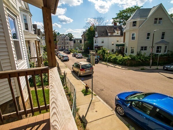 Building Photo - 18 Egleston St