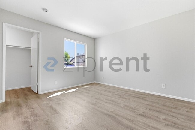 Building Photo - 34901 Marcia Rd