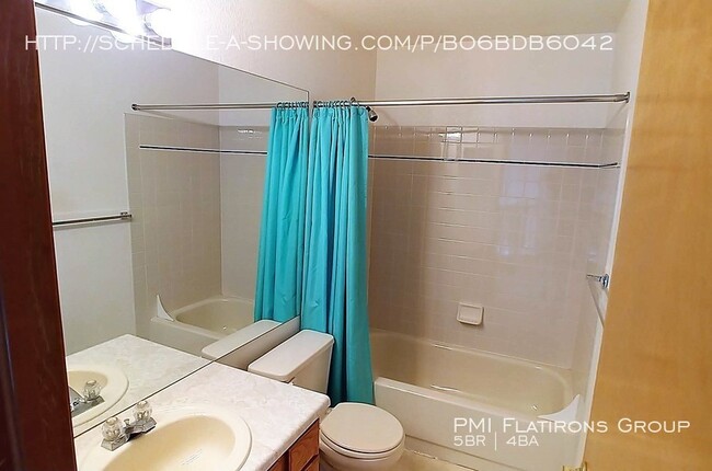 Building Photo - 5873 S Orchard Creek Cir
