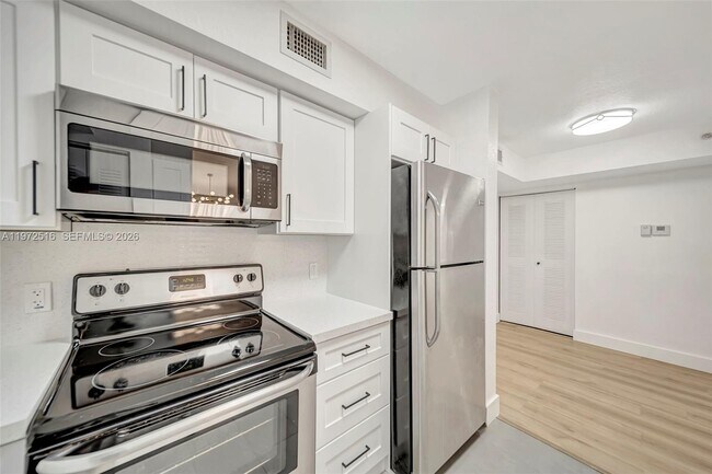 Building Photo - 15400 SW 284th St