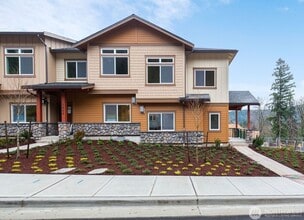 Building Photo - 1028 Sunrise Pl SW
