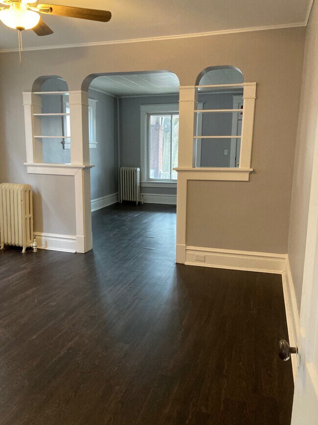 Building Photo - 2526 Derry St