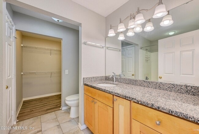 Building Photo - 13703 Richmond Park Dr N